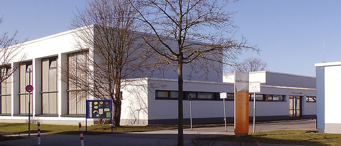 Außenansicht Sporthalle Karl-Kuck-Straße